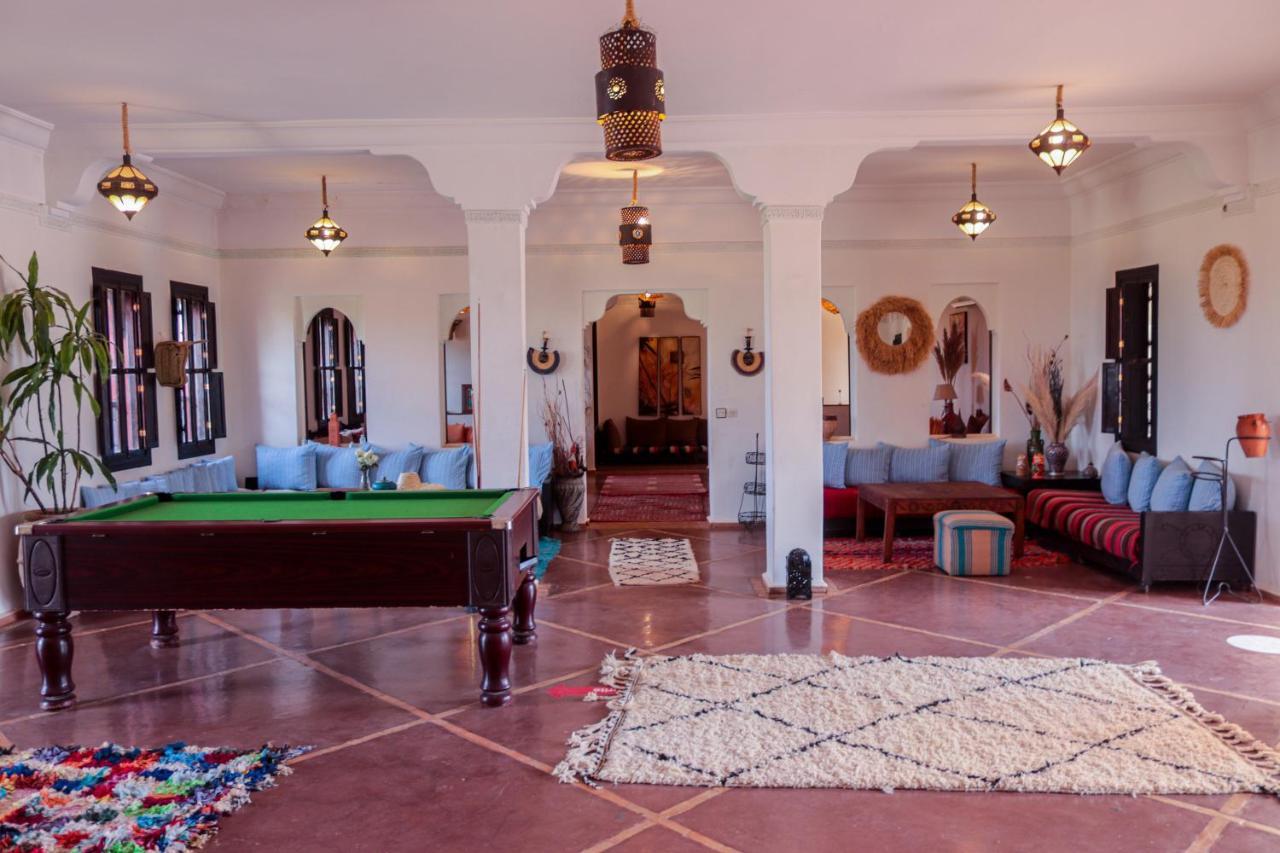 Kasbah Caracalla Aït Zat Esterno foto