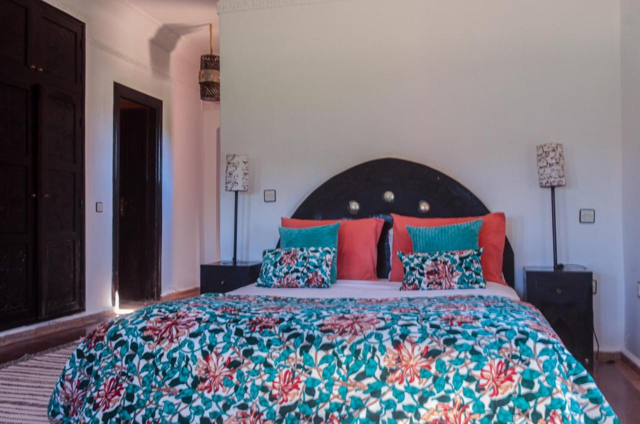 Kasbah Caracalla Aït Zat Esterno foto
