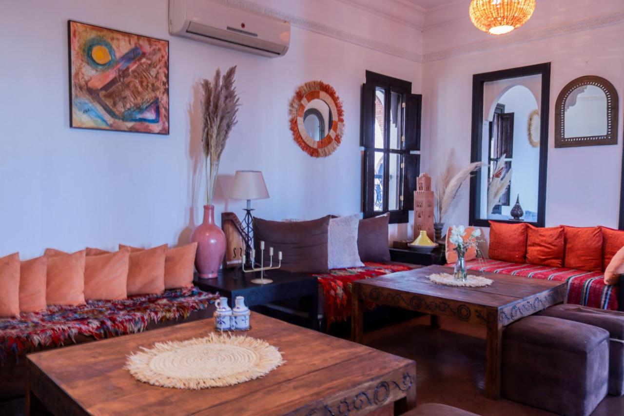 Kasbah Caracalla Aït Zat Esterno foto