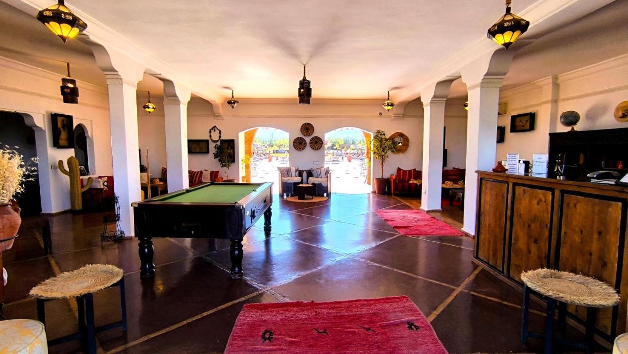 Kasbah Caracalla Aït Zat Esterno foto