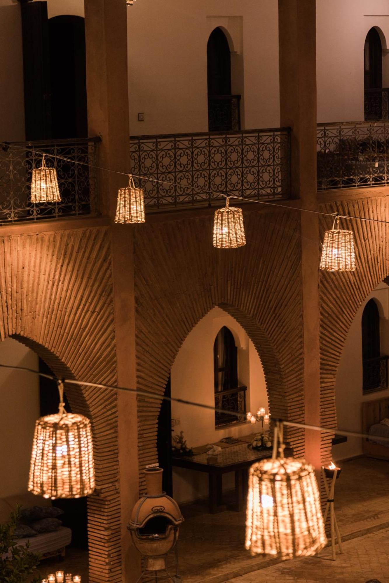 Kasbah Caracalla Aït Zat Esterno foto