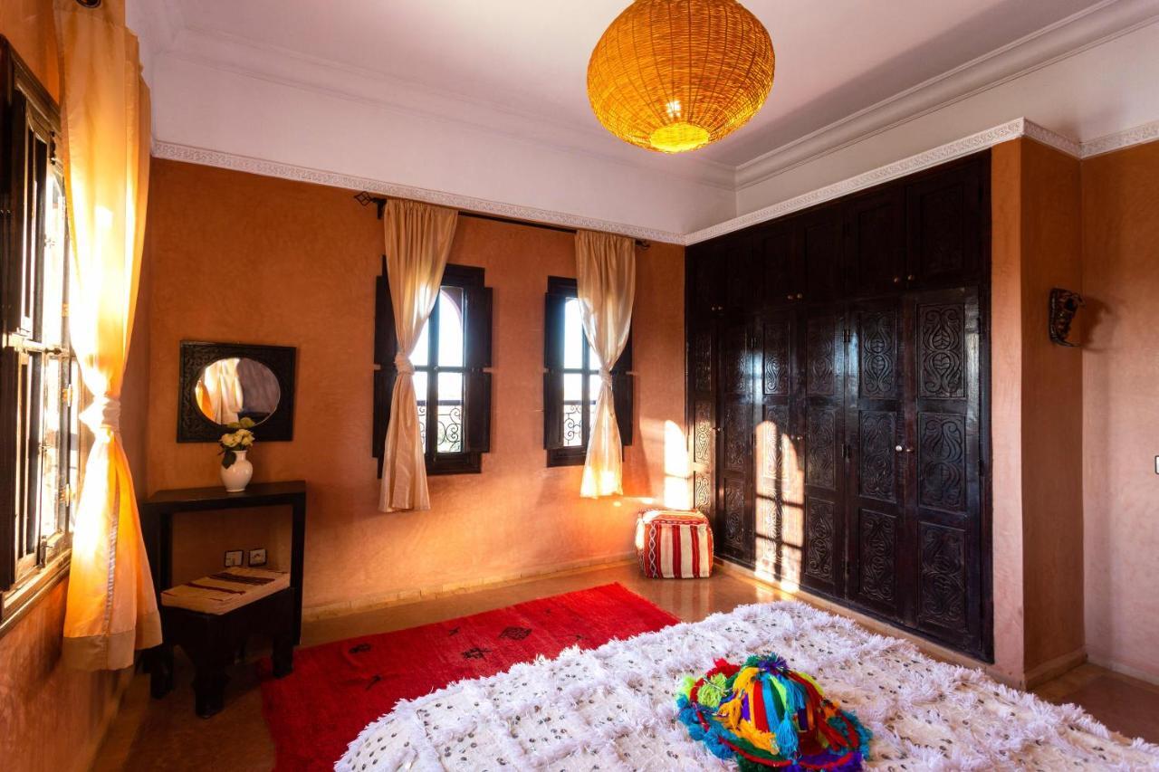 Kasbah Caracalla Aït Zat Esterno foto