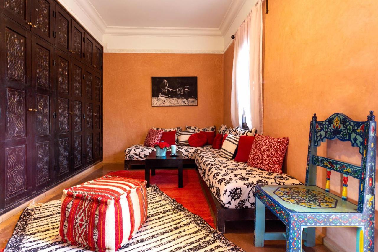 Kasbah Caracalla Aït Zat Esterno foto