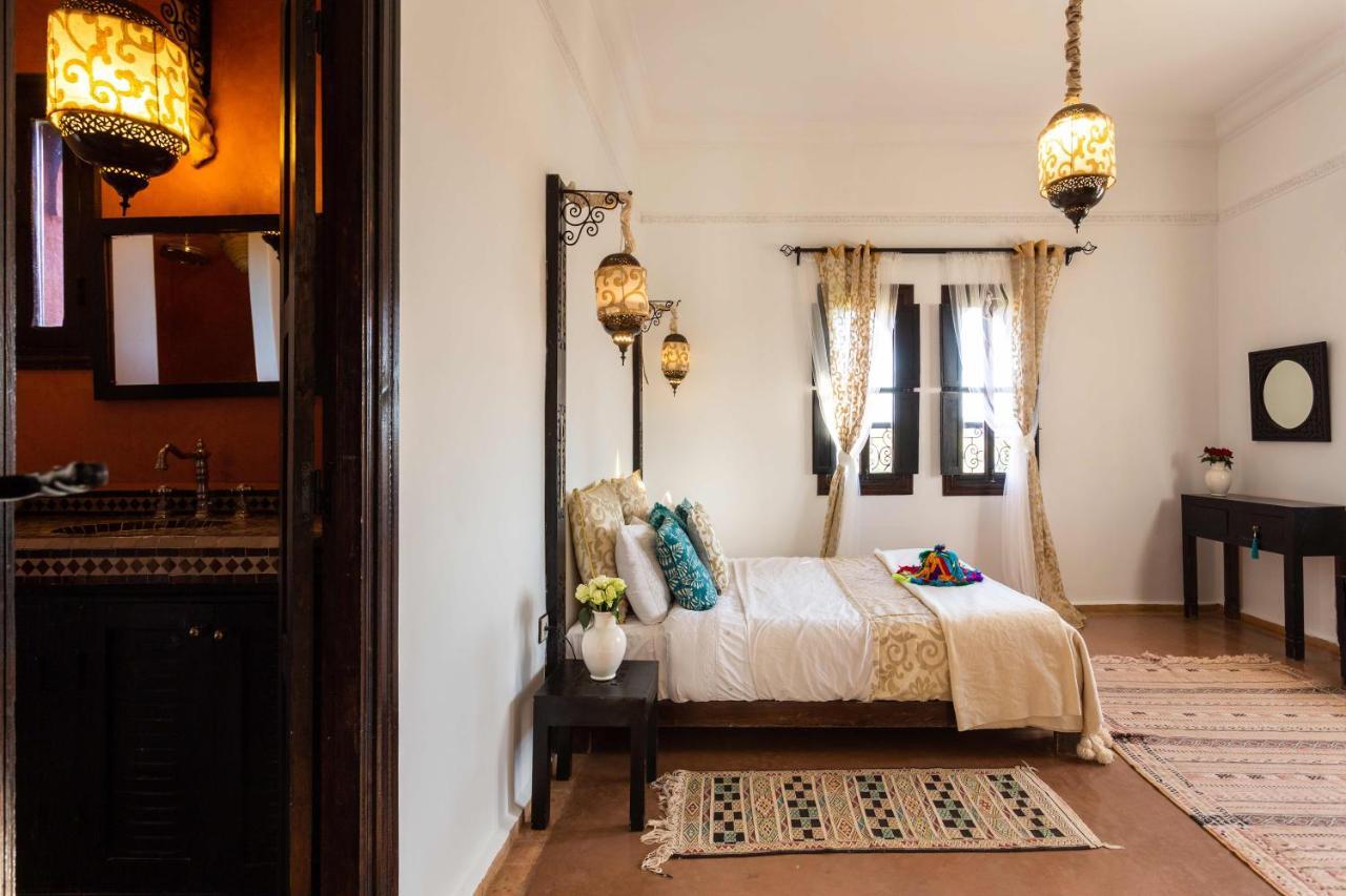 Kasbah Caracalla Aït Zat Esterno foto