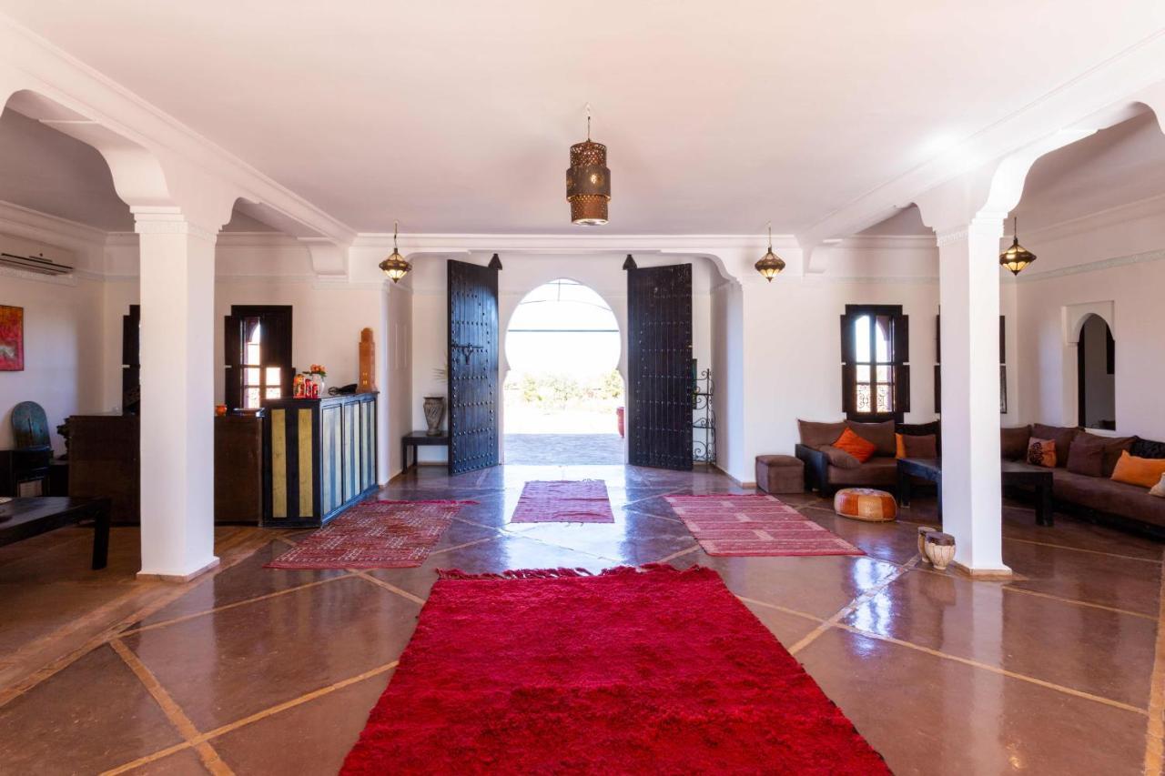 Kasbah Caracalla Aït Zat Esterno foto