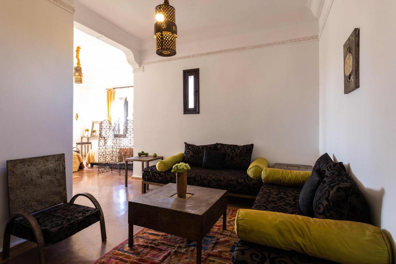 Kasbah Caracalla Aït Zat Esterno foto